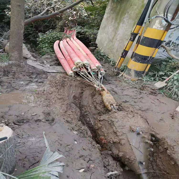 港北拖拉管